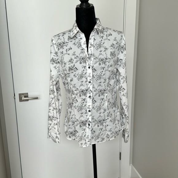 H&M blouse Size 12 - Picture 1 of 8